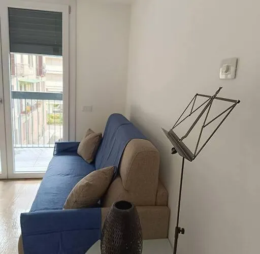 Eden House Apartament Lecco